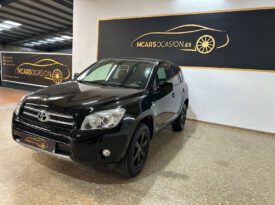 TOYOTA RAV4 2.2D 136cv 4WD