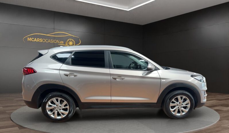 
								HYUNDAI TUCSON 1.6 CRDI 48V SLE 2WD lleno									