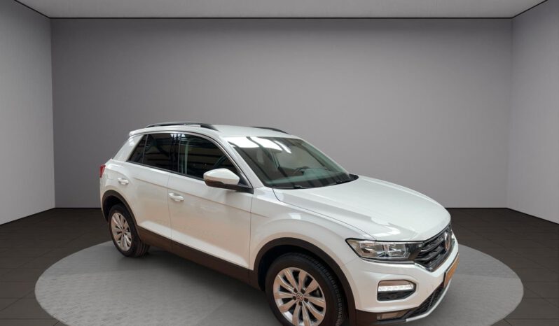 
								VOLKSWAGEN T-ROC ADVANCE 1.0 TSI 115CV 6 VEL lleno									