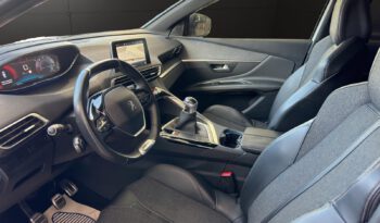 
									PEUGEOT 3008 GT LINE 1.2 INY GASOLINA lleno								